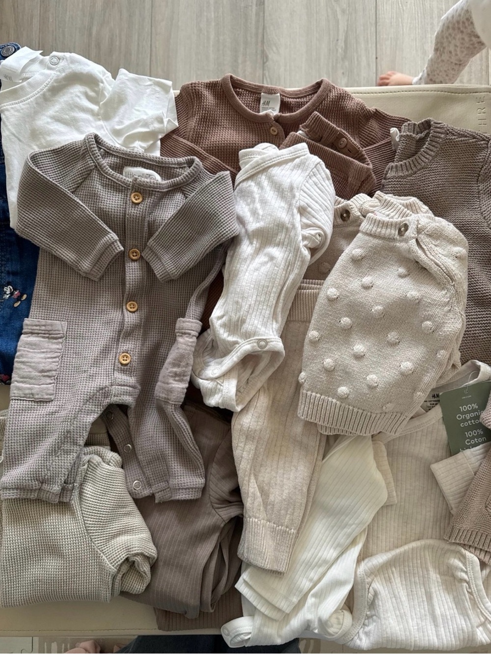 H&M Baby Boy / Gender Neutral Bundle - Picture 6 of 12